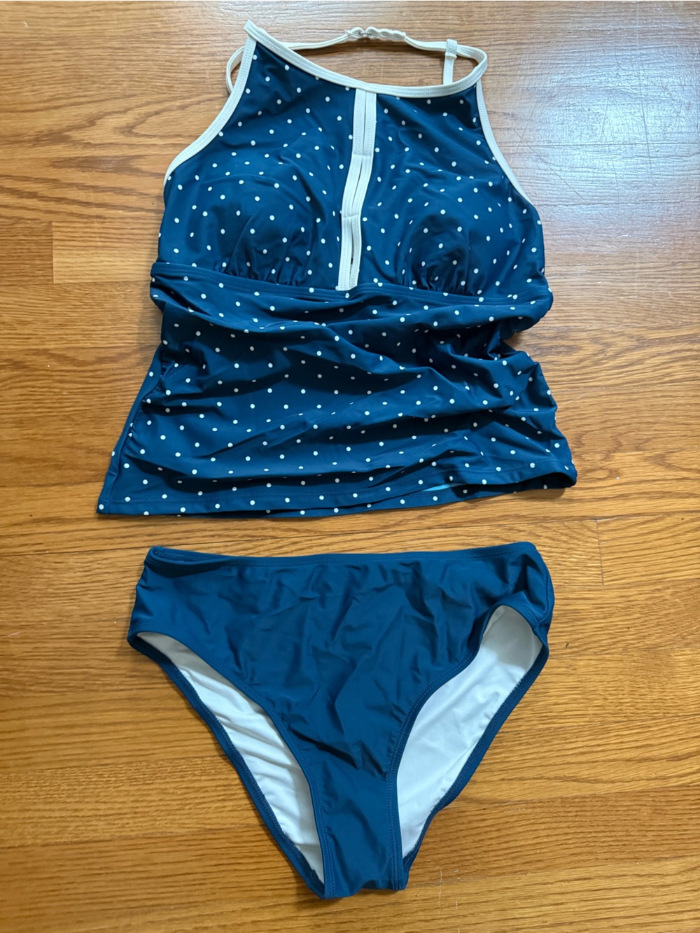Cupshe - Navy Polka Dot Tankini Set with White Trim